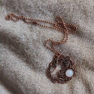 Elegant Copper Pendant Necklace